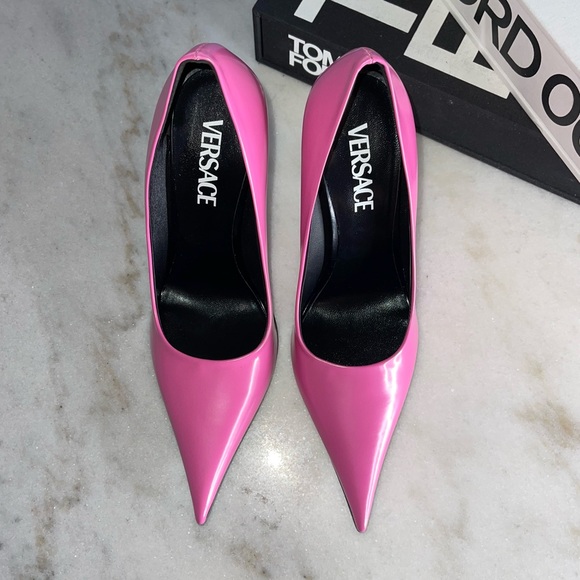 Versace Pink Pin-Point Stiletto Pumps with Curved Metal Logo Heel - Picture 12 of 17